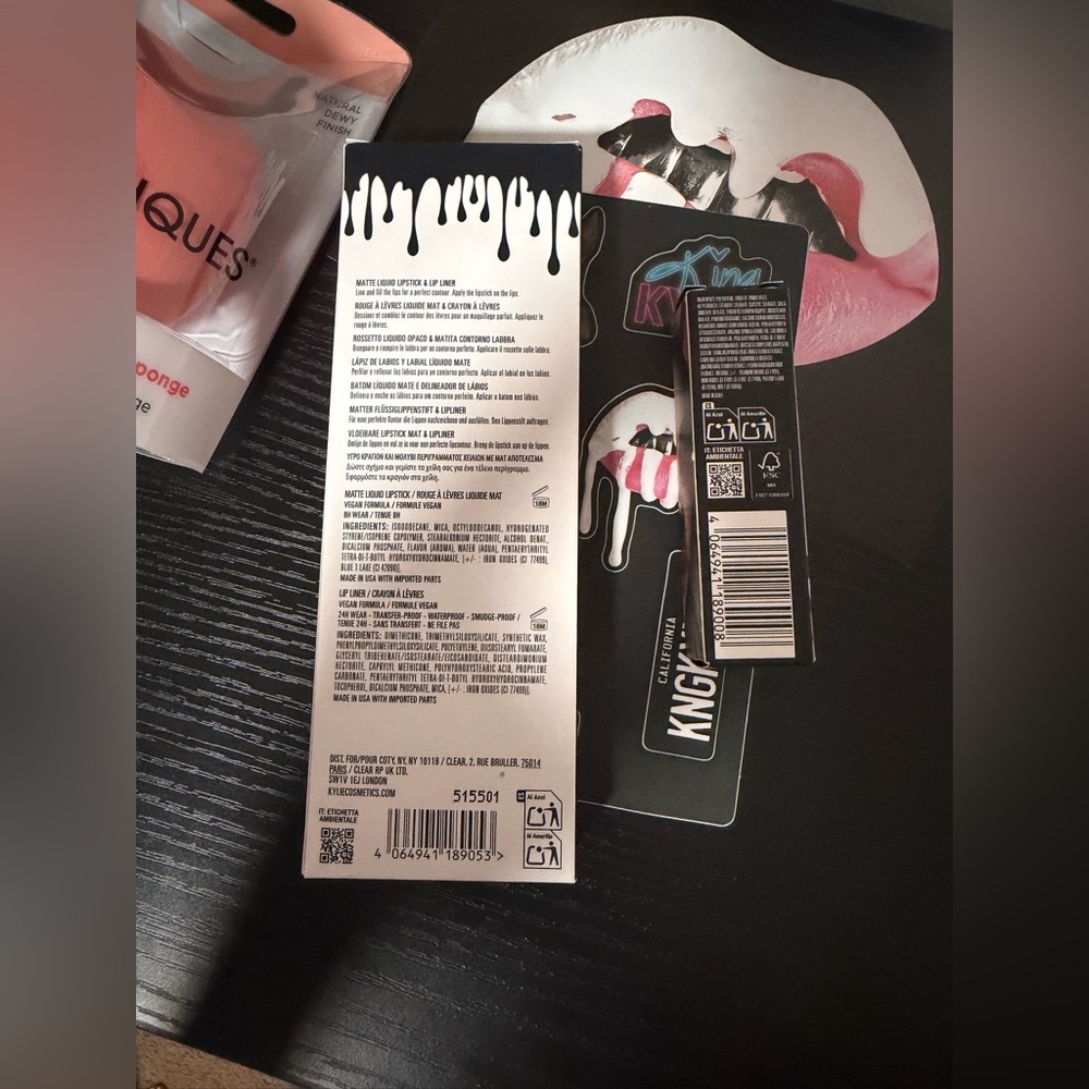 Makeup bundle - Picture 4 of 9